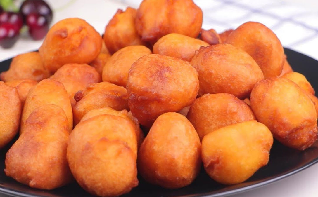 বড়া পিঠা তৈরির রেসিপি পাকা কলা দিয়ে