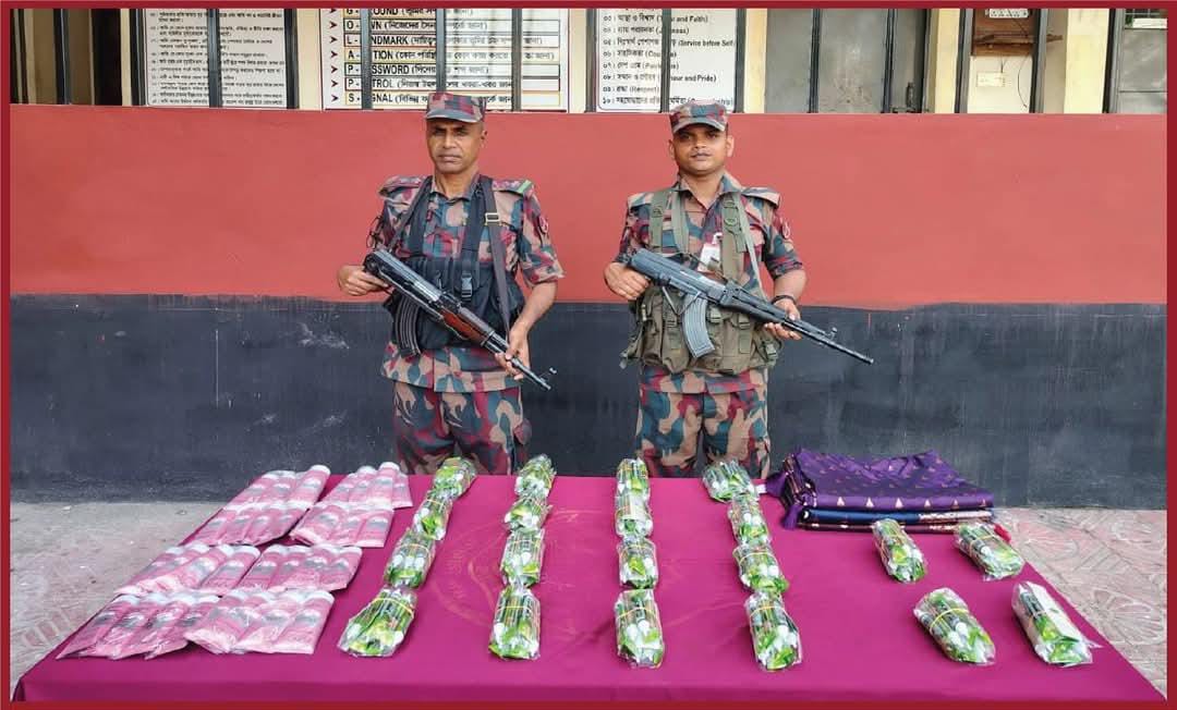 <span>ভারতীয় শাড়ি কসমেটিক্স সামগ্রী আটক। / </span>ভারতীয় শাড়ি কসমেটিক্স সামগ্রী আটক।
