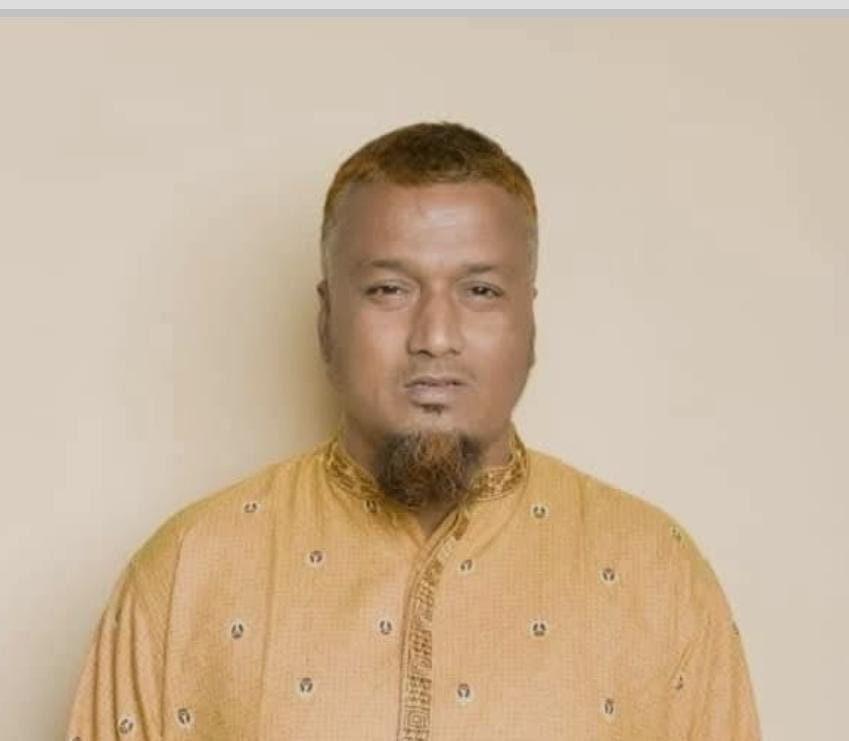 <span>শার্শা উপজেলা আওয়ামী লীগের যুব ও ক্রীড়া সম্পাদক ও ইউনিয়ন পরিষদ চেয়ারম্যান তোতা ঢাকা এয়ারপোর্ট আটক। / </span>শার্শা উপজেলা আওয়ামী লীগের যুব ও ক্রীড়া সম্পাদক ও ইউনিয়ন পরিষদ চেয়ারম্যান তোতা ঢাকা এয়ারপোর্ট আটক।