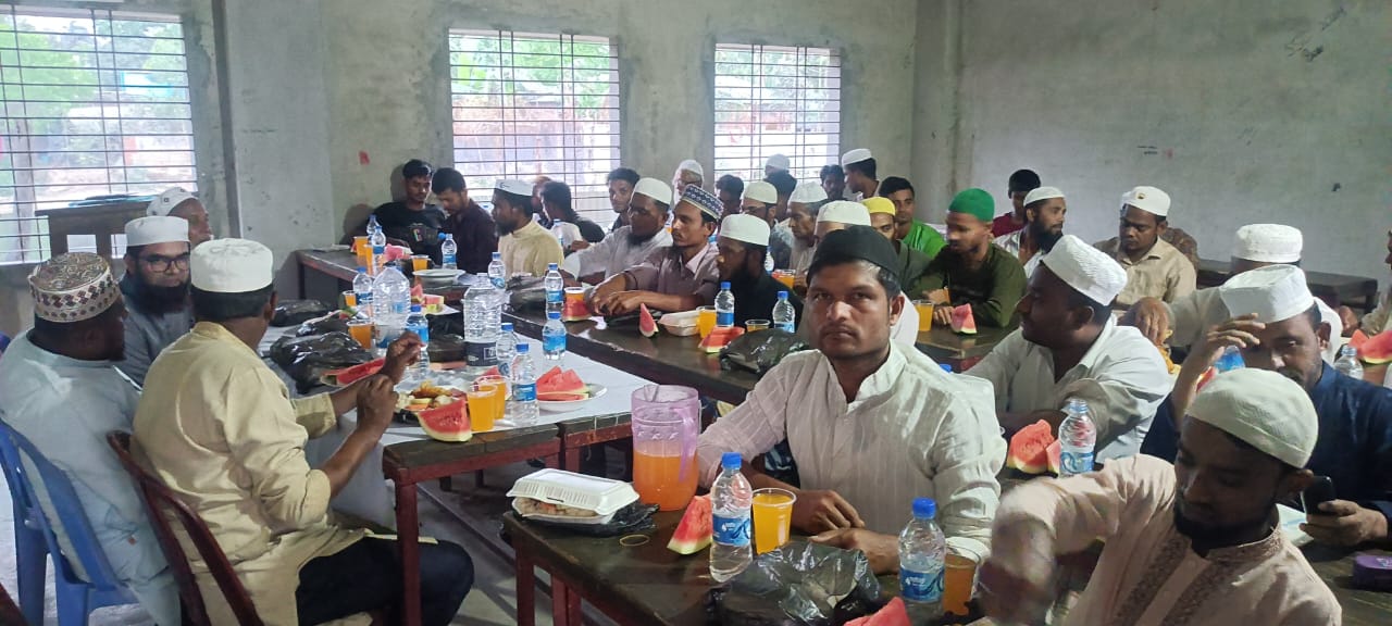 বাংলাদেশ শ্রমিক কল্যাণ ফেডারেশন হ্নীলা ইউনিয়ন শাখার কর্মীশিক্ষাশিবির ইফতার মাহফিল অনুষ্ঠিত।
